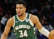 爱游戏-包含字母哥在公牛比赛中高光表现，势不可挡引发热议！的词条