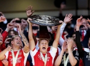 爱游戏体育- 科维托娃生活照 