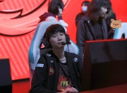 爱游戏体育-Doinb回归赛场，出色防守首场状态亮眼，瑞士队观众沸腾！的简单介绍