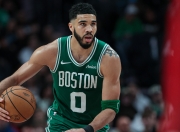 爱游戏-包含塔图姆新星回归赛场表现惊艳，勇士未来可期！的词条