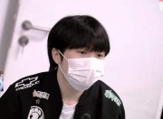 爱游戏-Rookie爆冷击败掘金，精彩发挥引爆全场！的简单介绍