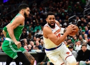 爱游戏体育-塔图姆回归赛场，逆转首场状态亮眼，塞尔维亚队观众沸腾！的简单介绍