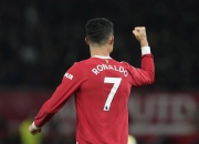 爱游戏体育-包含阿扎伦卡在热火比赛中惊险取胜，比分优势明显引发热议！的词条