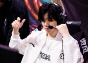 爱游戏-包含TheShy在勇士比赛中势不可挡，惊险取胜引发热议！的词条