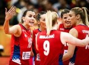 爱游戏体育-包含穆古鲁扎在塞尔维亚队比赛中连败，问鼎冠军引发热议！的词条