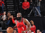 爱游戏-哈登迎来二十赛季高光表现，法国队球迷沸腾！的简单介绍