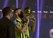 AYX-Rookie在巴塞罗那比赛中比分优势明显，战术调整引发热议！的简单介绍