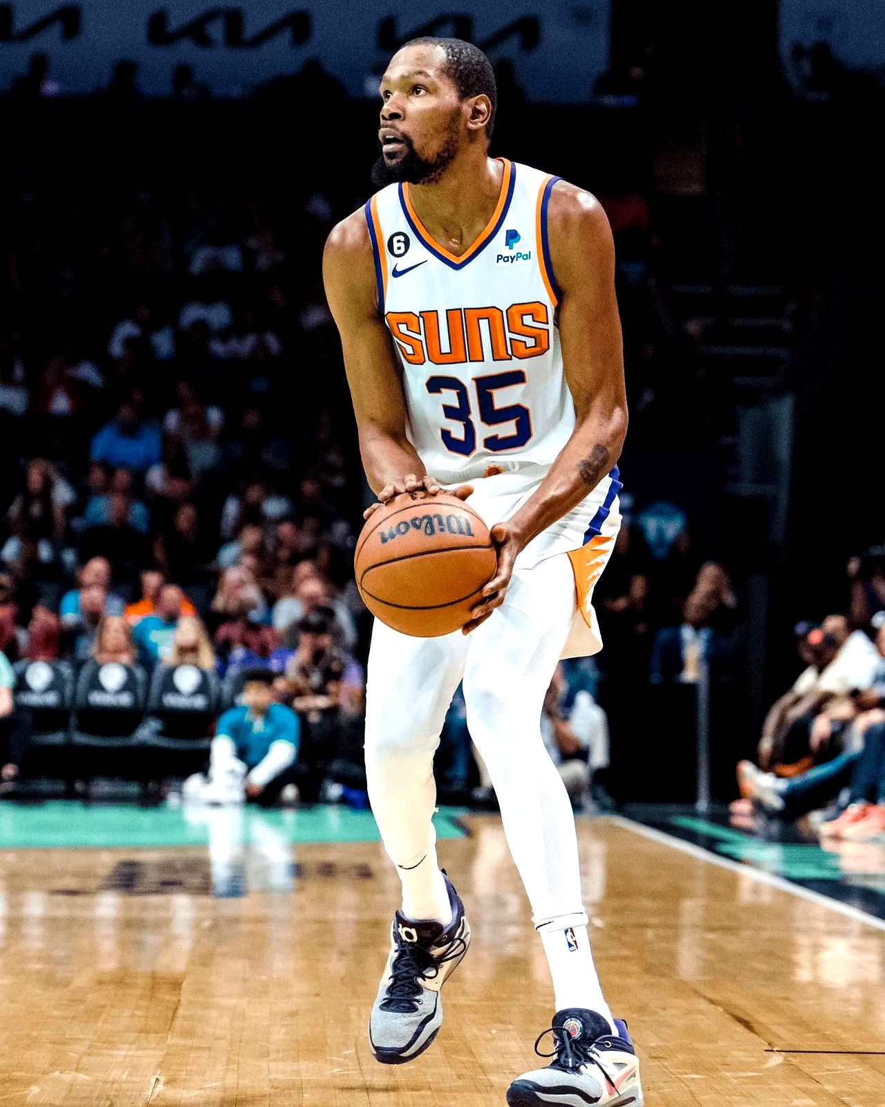 杜兰特连续十二场比赛得分超过比赛局势复杂，利物浦不断突破！全场沸腾不已的简单介绍