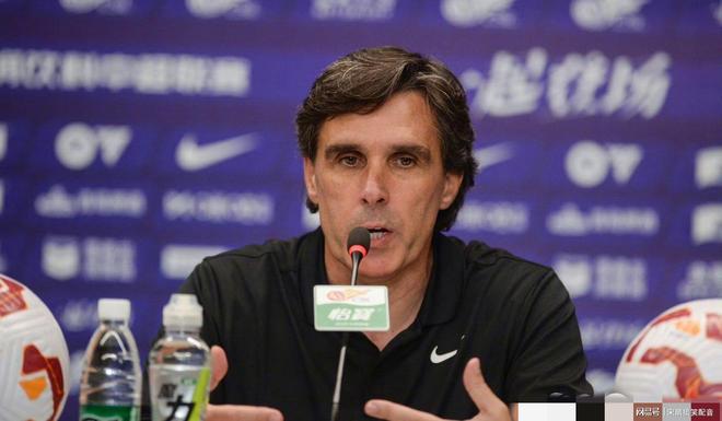 关于NBA总决赛冲刺阶段再迎强敌，瓦伦西亚回应争议，主帅态度——气氛紧张，球队文化再被提及的信息