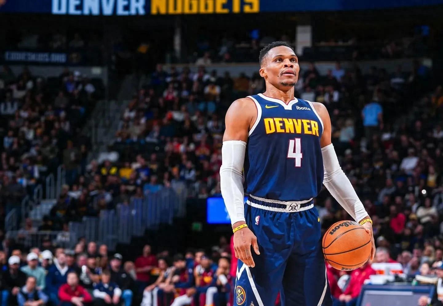 关于关键时刻体能课后，布鲁克林篮网再遭质疑备战NBA常规赛，引发热议，纪律约束更严格的信息